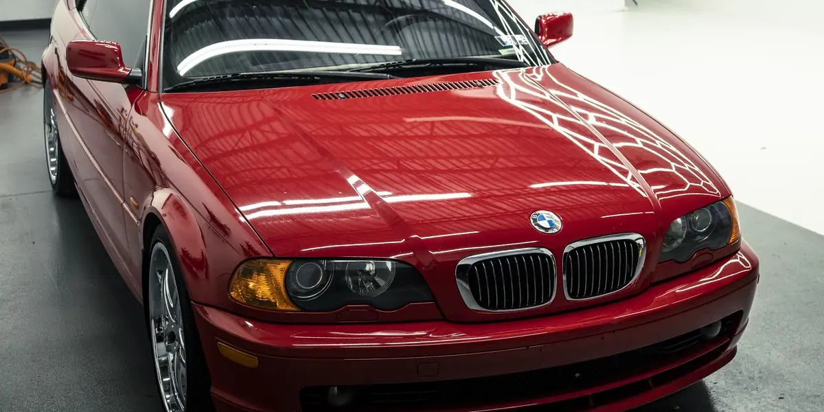 Red BMW 330Ci convertible gloss after detailing
